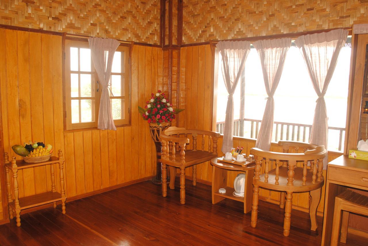 Golden Island Cottages Thale U Hotel Ywama Exterior photo