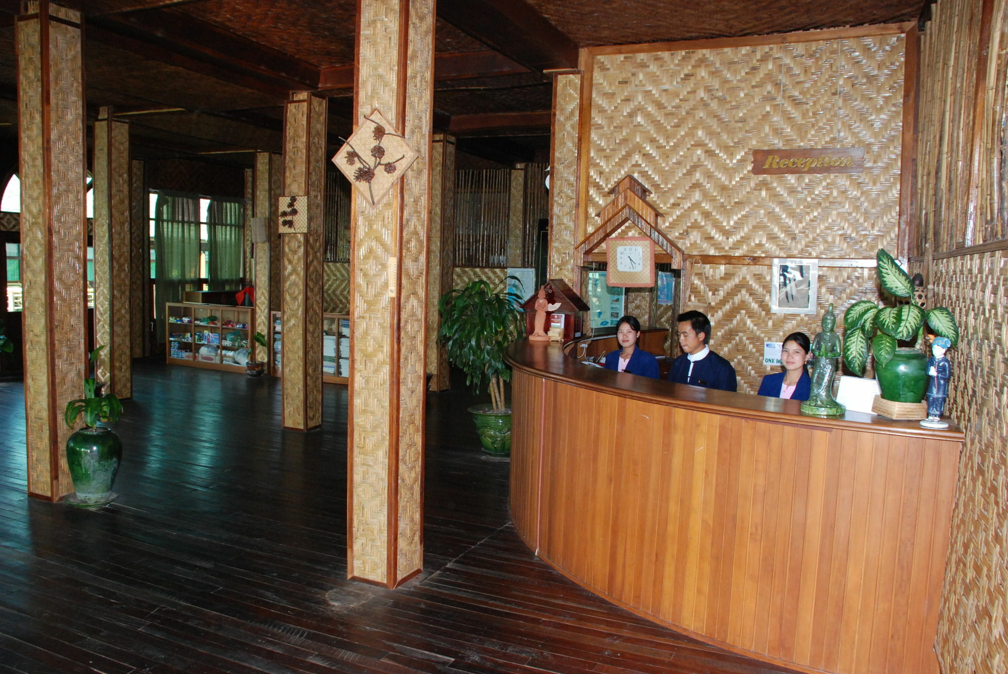Golden Island Cottages Thale U Hotel Ywama Exterior photo